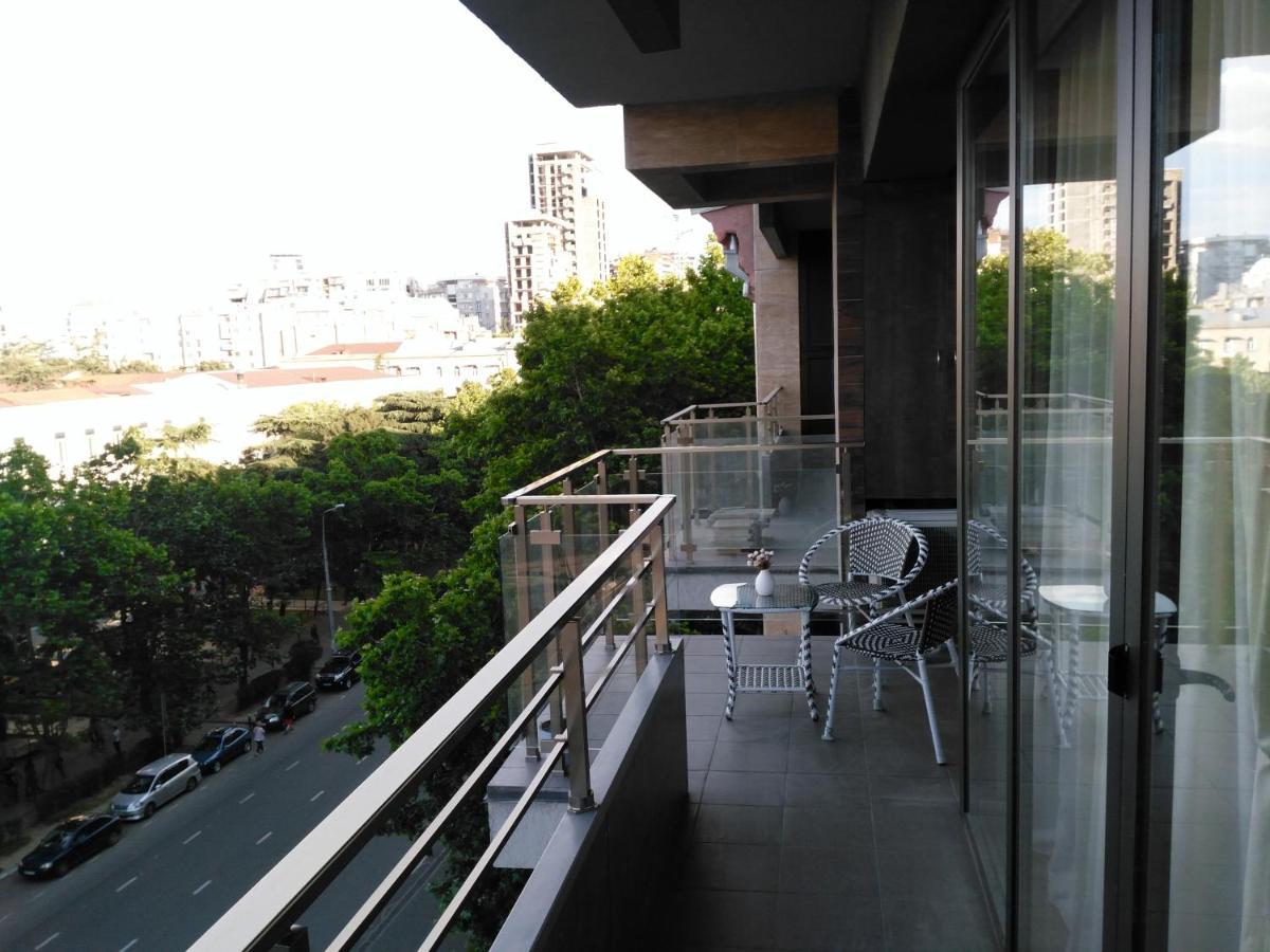 Ameri Plaza Green Apartments Тбилиси Экстерьер фото