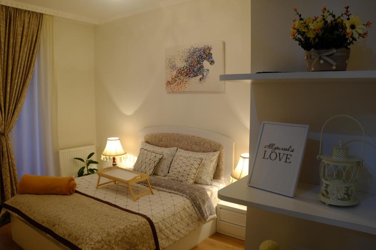 Ameri Plaza Green Apartments Тбилиси Экстерьер фото