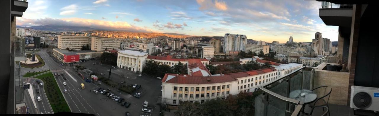 Ameri Plaza Green Apartments Тбилиси Экстерьер фото