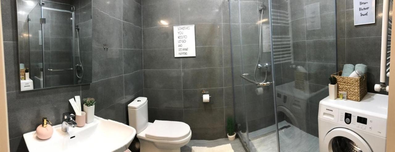 Ameri Plaza Green Apartments Тбилиси Экстерьер фото