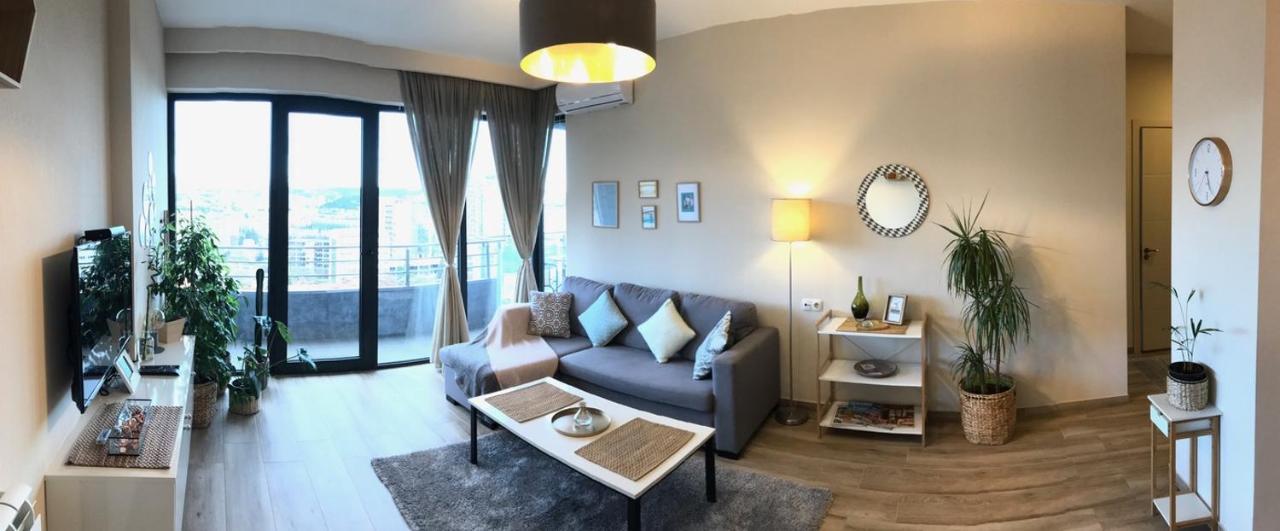 Ameri Plaza Green Apartments Тбилиси Экстерьер фото