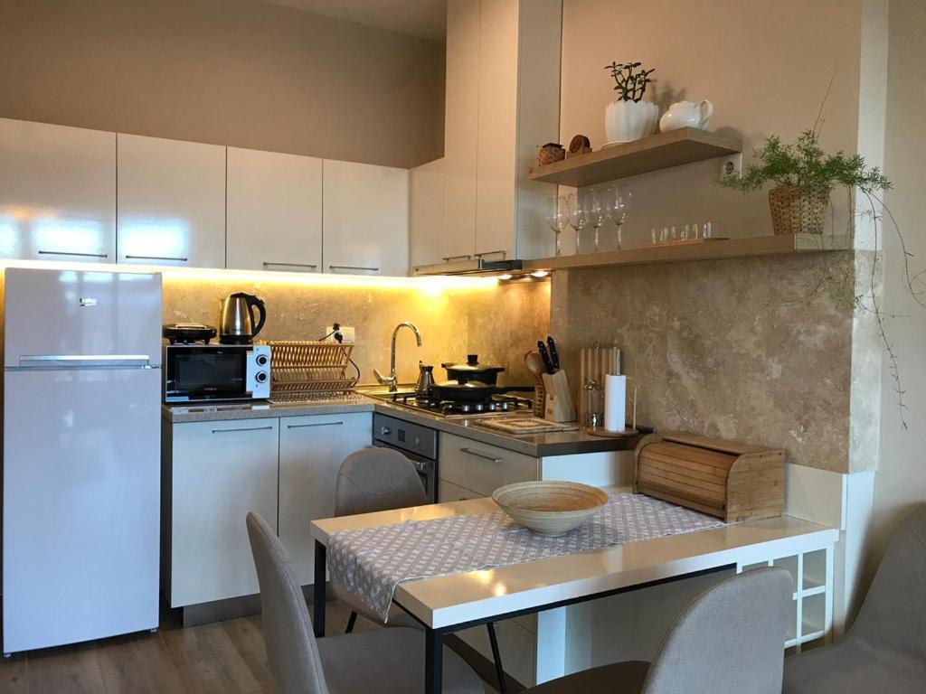 Ameri Plaza Green Apartments Тбилиси Экстерьер фото