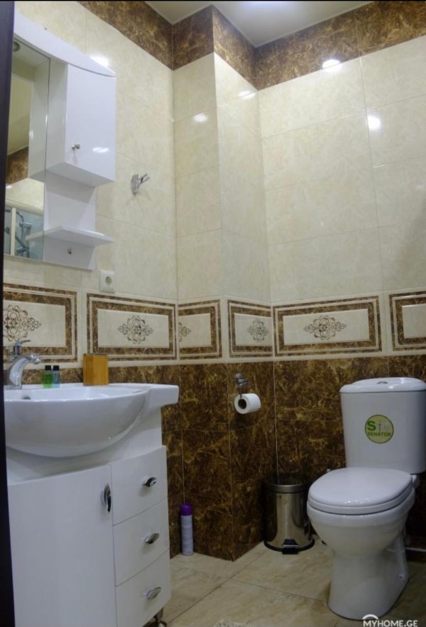 Ameri Plaza Green Apartments Тбилиси Экстерьер фото