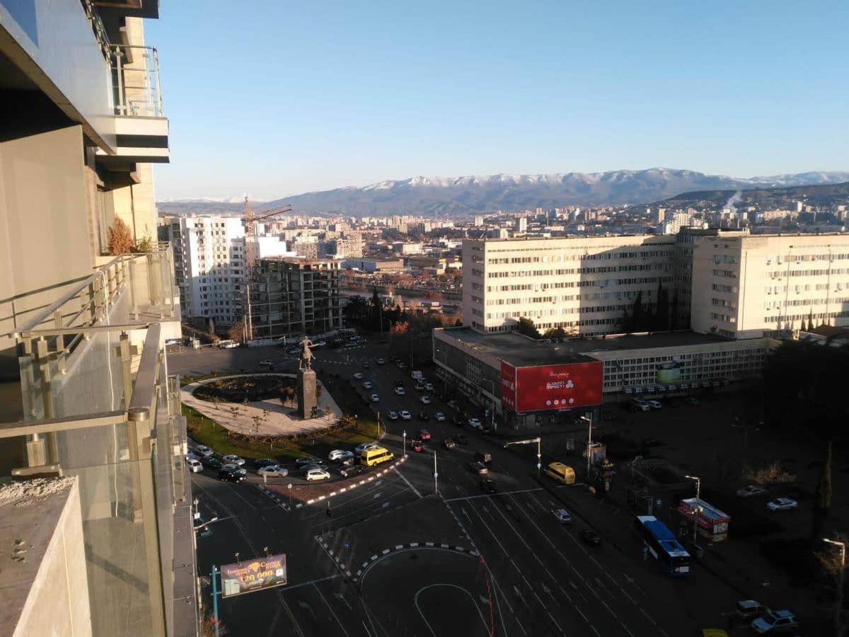 Ameri Plaza Green Apartments Тбилиси Экстерьер фото